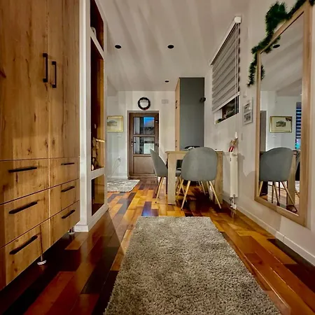 Winter Harmony Willa *